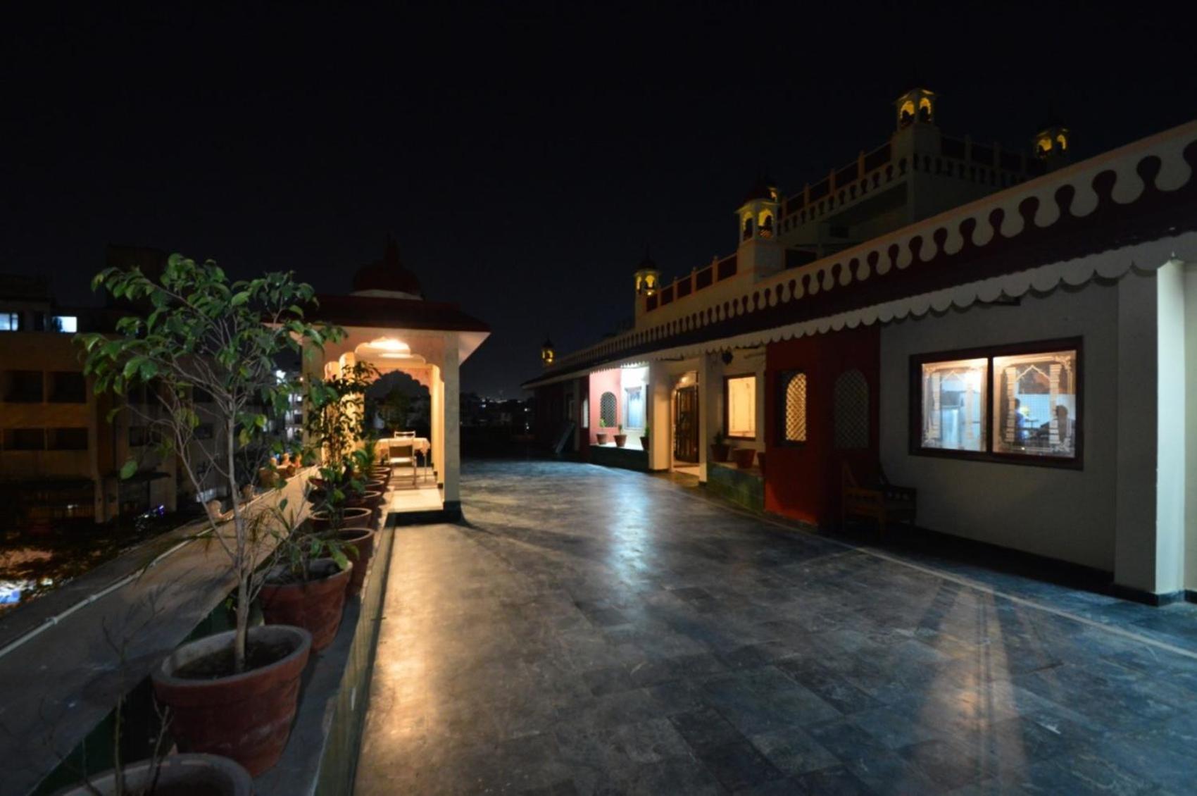 Hotel Vijay Niwas Jaipur Extérieur photo