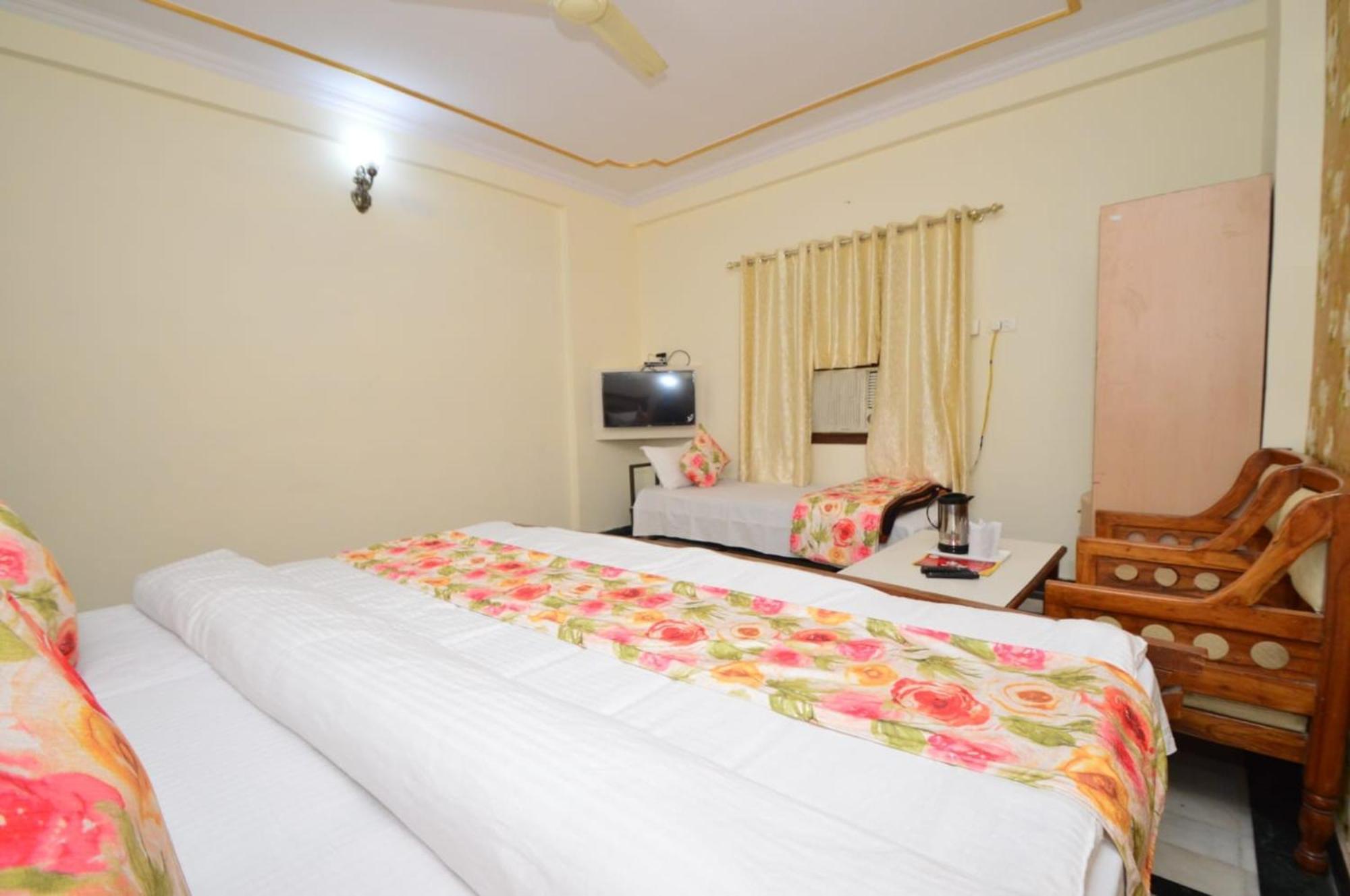 Hotel Vijay Niwas Jaipur Extérieur photo